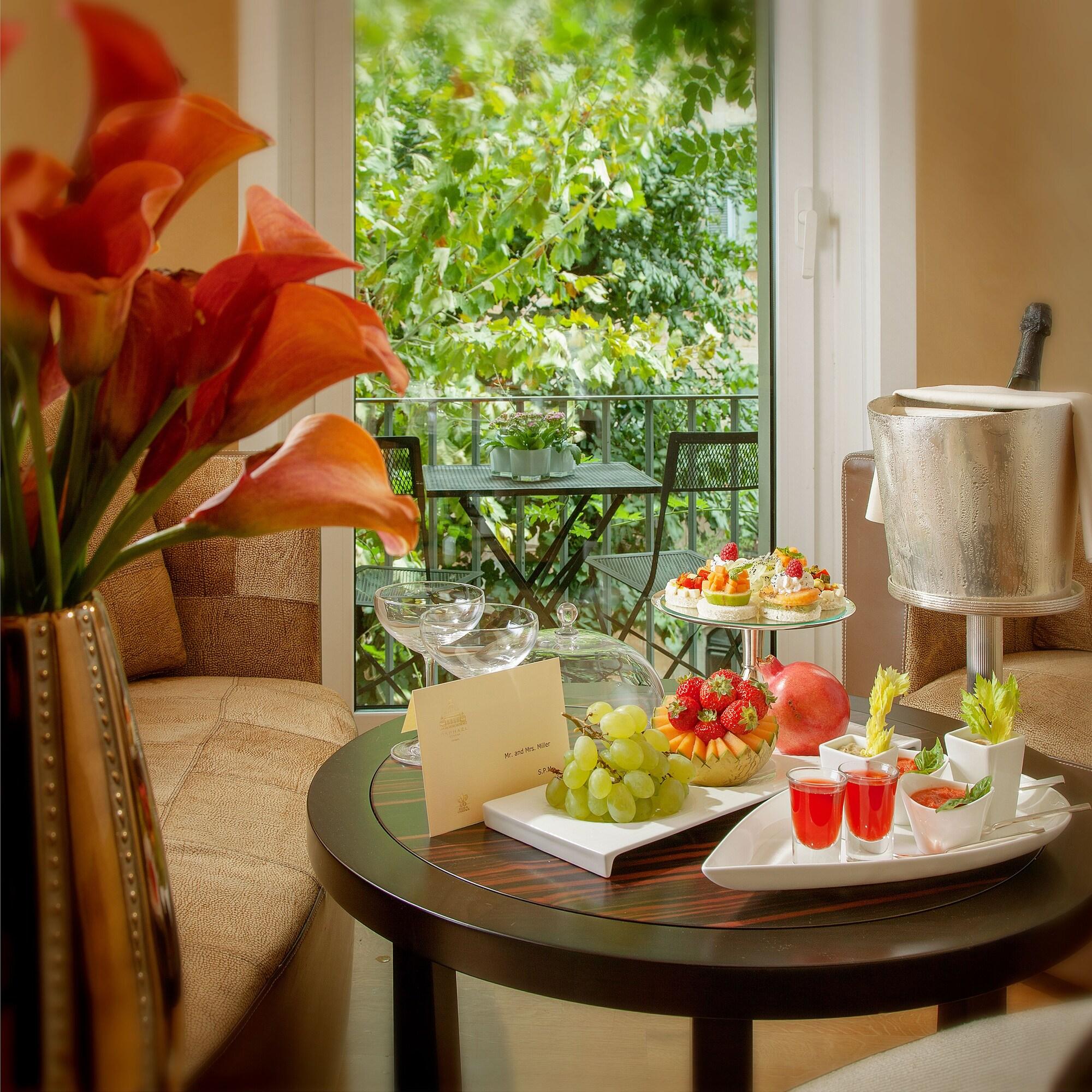Bio Hotel Raphael - Relais & Chateaux Rome Bagian luar foto