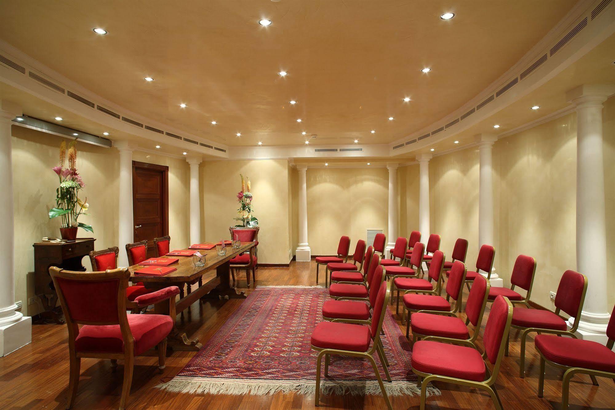 Bio Hotel Raphael - Relais & Chateaux Rome Bisnis foto